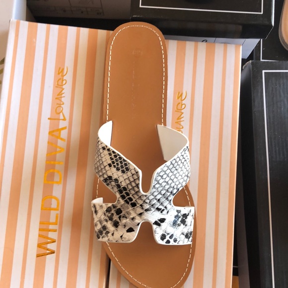 Vegan leather Snake slide sandal - Picture 5 of 5